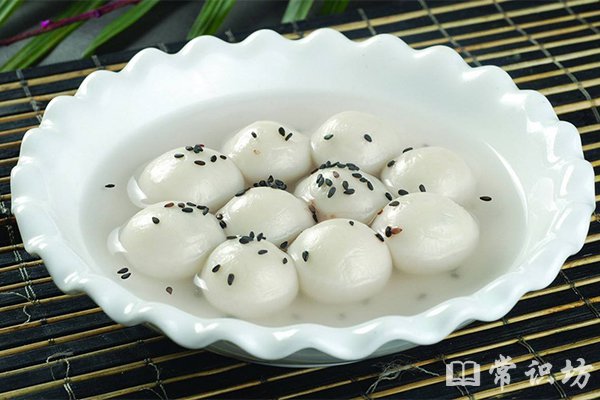 吃汤圆卡喉应该如何紧急自救