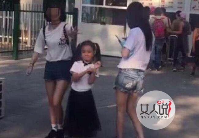 李小璐朋友圈曝光 甜馨做什么感动众人