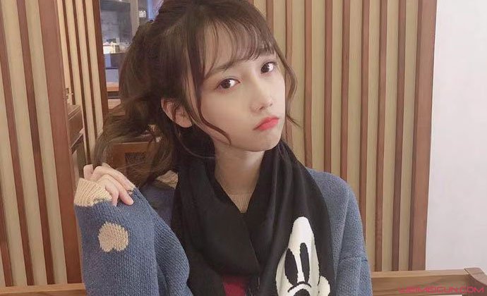 宋昕冉裸足图是什么 甜美少女被曝丑闻这是不红原因吗