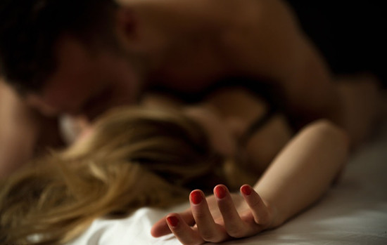 女人啪啪啪没快感是性冷淡吗男性如何帮女性营造性爱