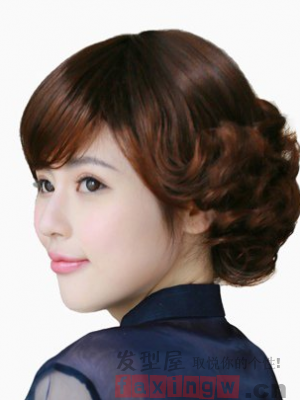 适合中老年烫发发型年龄从不是时尚的绊脚石