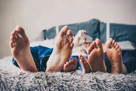 脚气怎么治能除根 偏方和用药治疗脚气有效吗