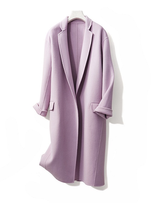 详解秋冬季：粉紫色大衣怎么搭配好看？